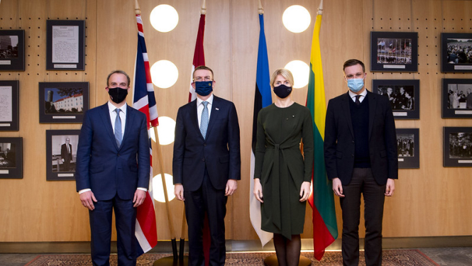 Baltijas valstu un Apvienotās Karalistes ārlietu ministri turpinās veiksmīgu sadarbību aktuālajos ārpolitikas jautājumos