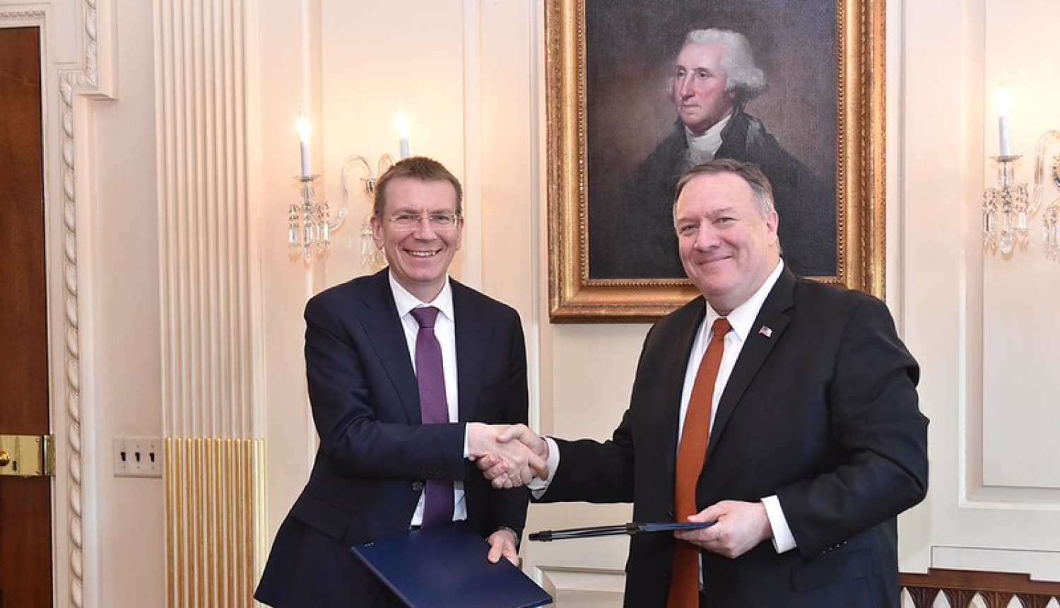 The Latvian Foreign Minister Edgars Rinkēvičs, and the United States Secretary of State, Mike Pompeo, sign a United States-Latvia Joint Declaration on 5G Security