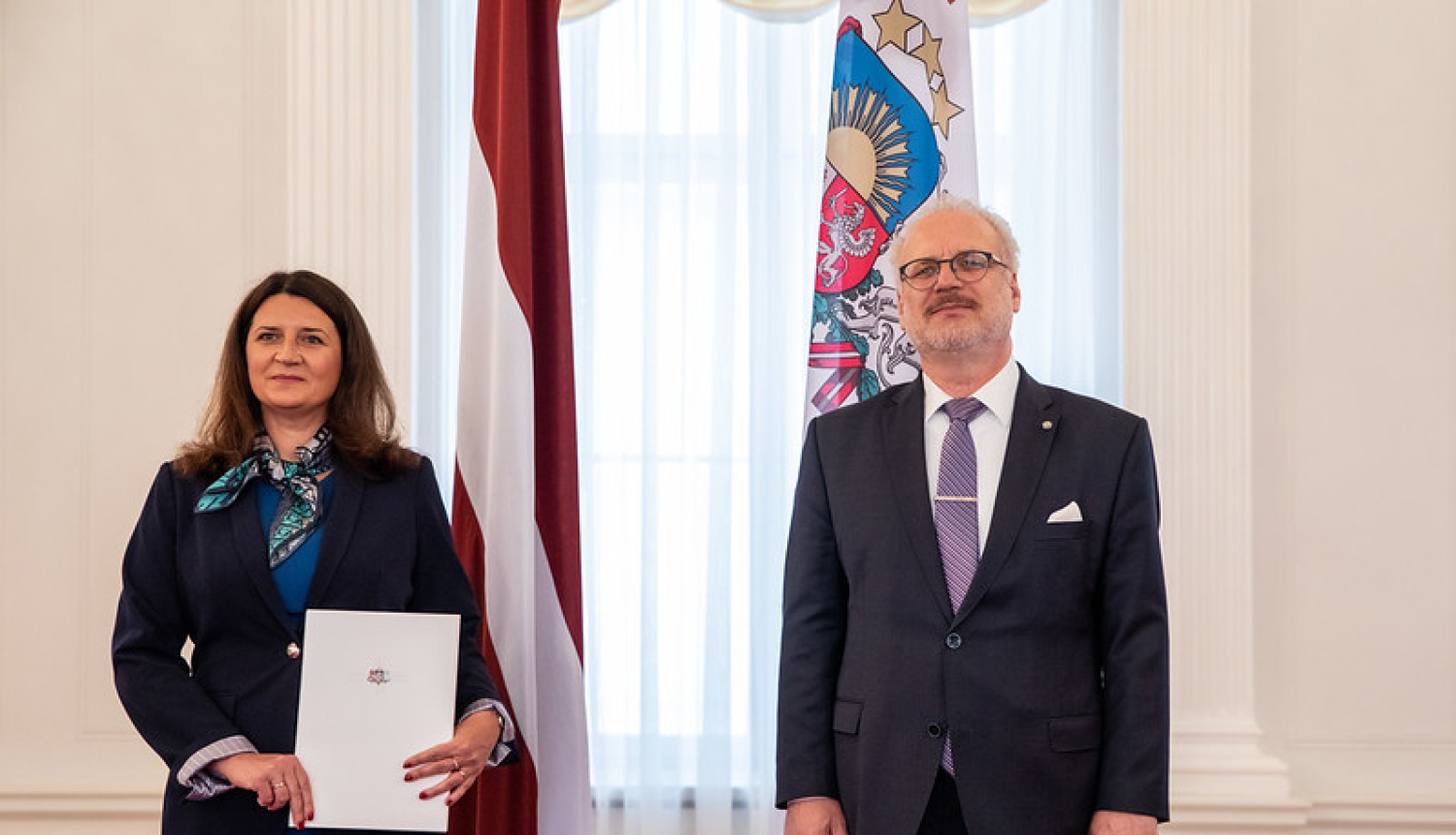 Valsts prezidents pasniedz akreditācijas vēstuli Latvijas vēstniecei Lielbritānijas un Ziemeļīrijas Apvienotajā Karalistē Ivitai Burmistrei